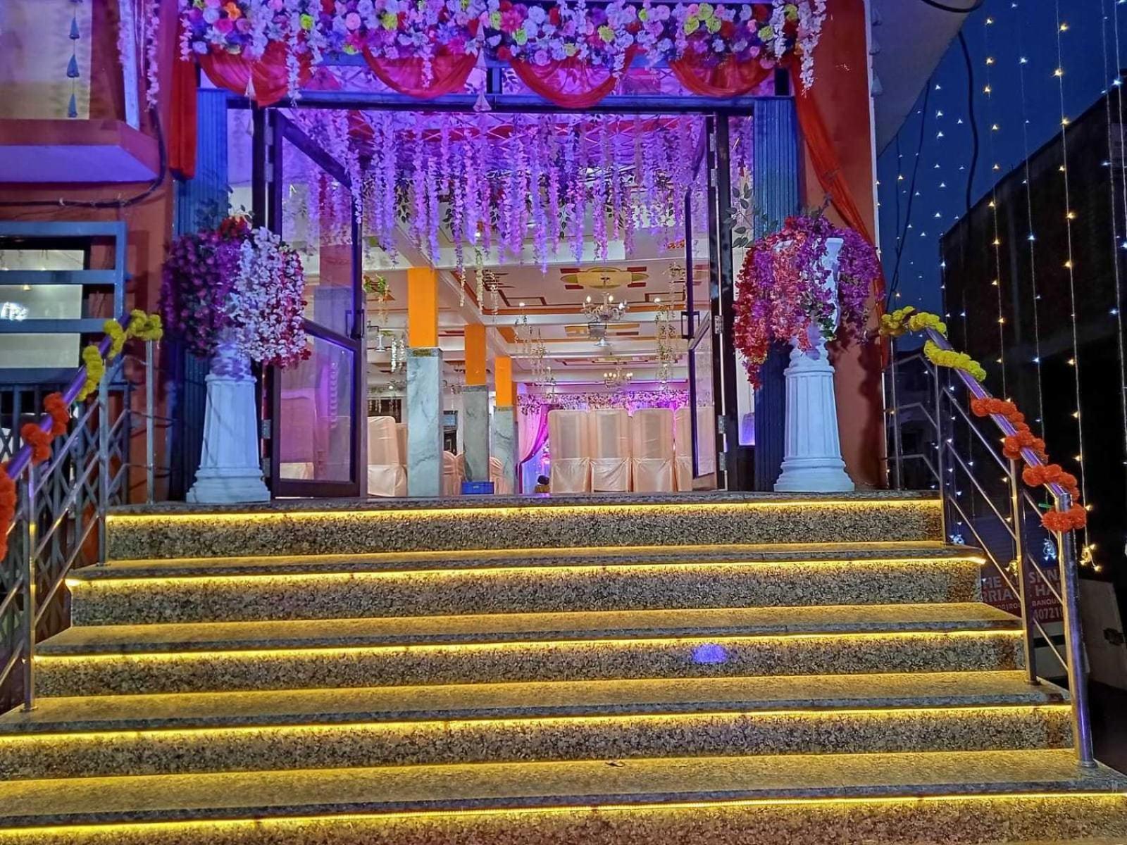 Oyo Hotel Radhe Krishna Marriage Hall Lucknow Esterno foto